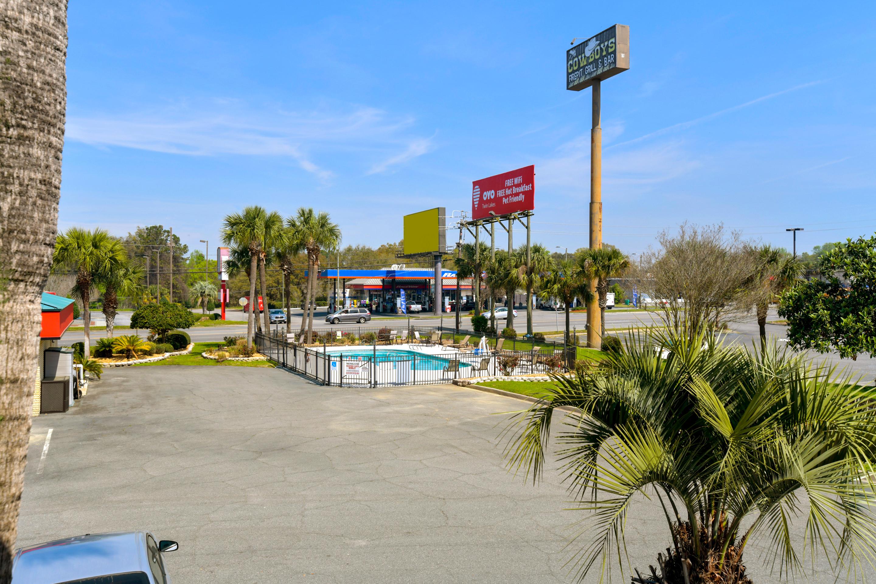 Oyo Hotel Lake Park - Valdosta Area Экстерьер фото