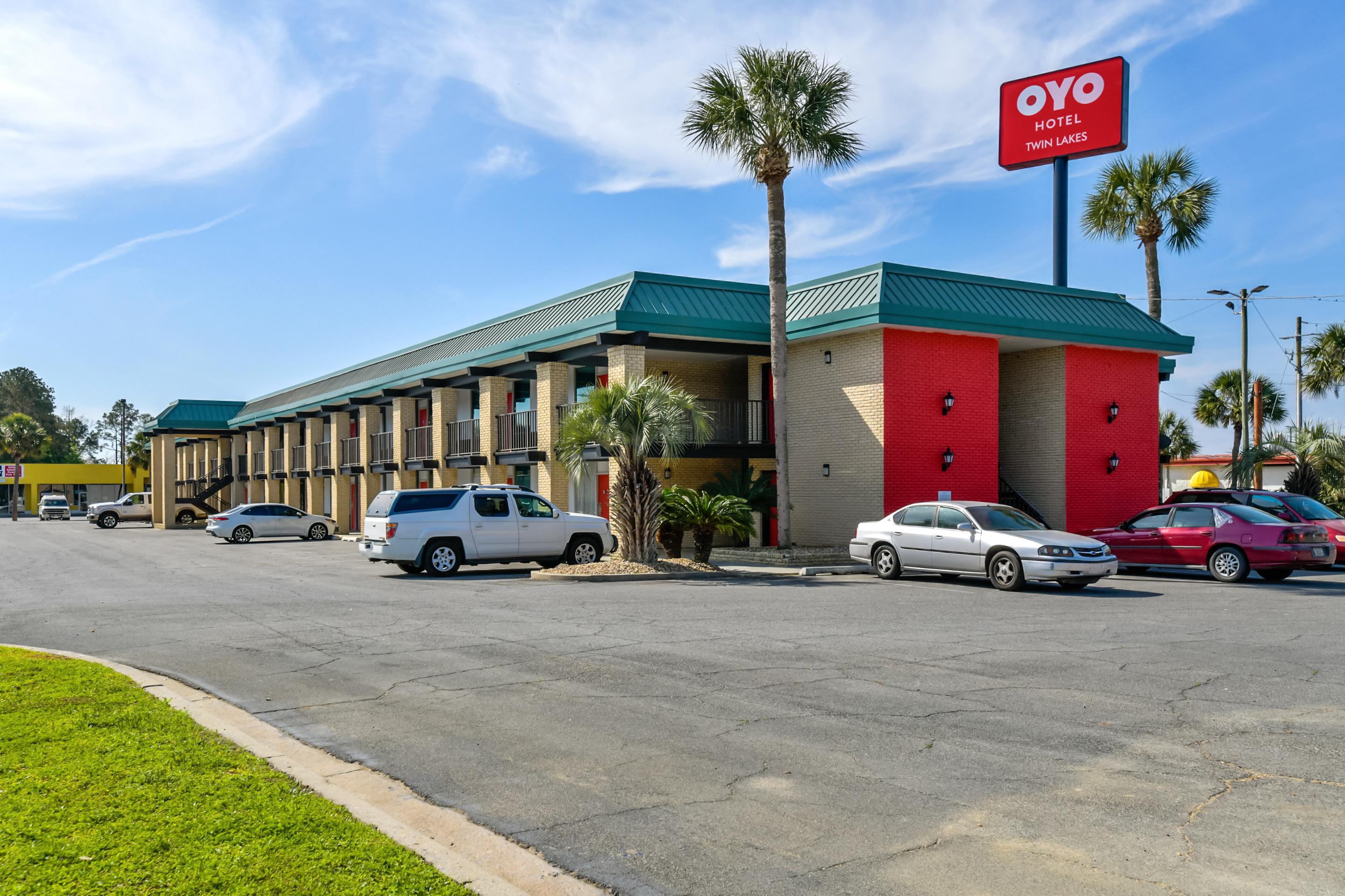 Oyo Hotel Lake Park - Valdosta Area Экстерьер фото